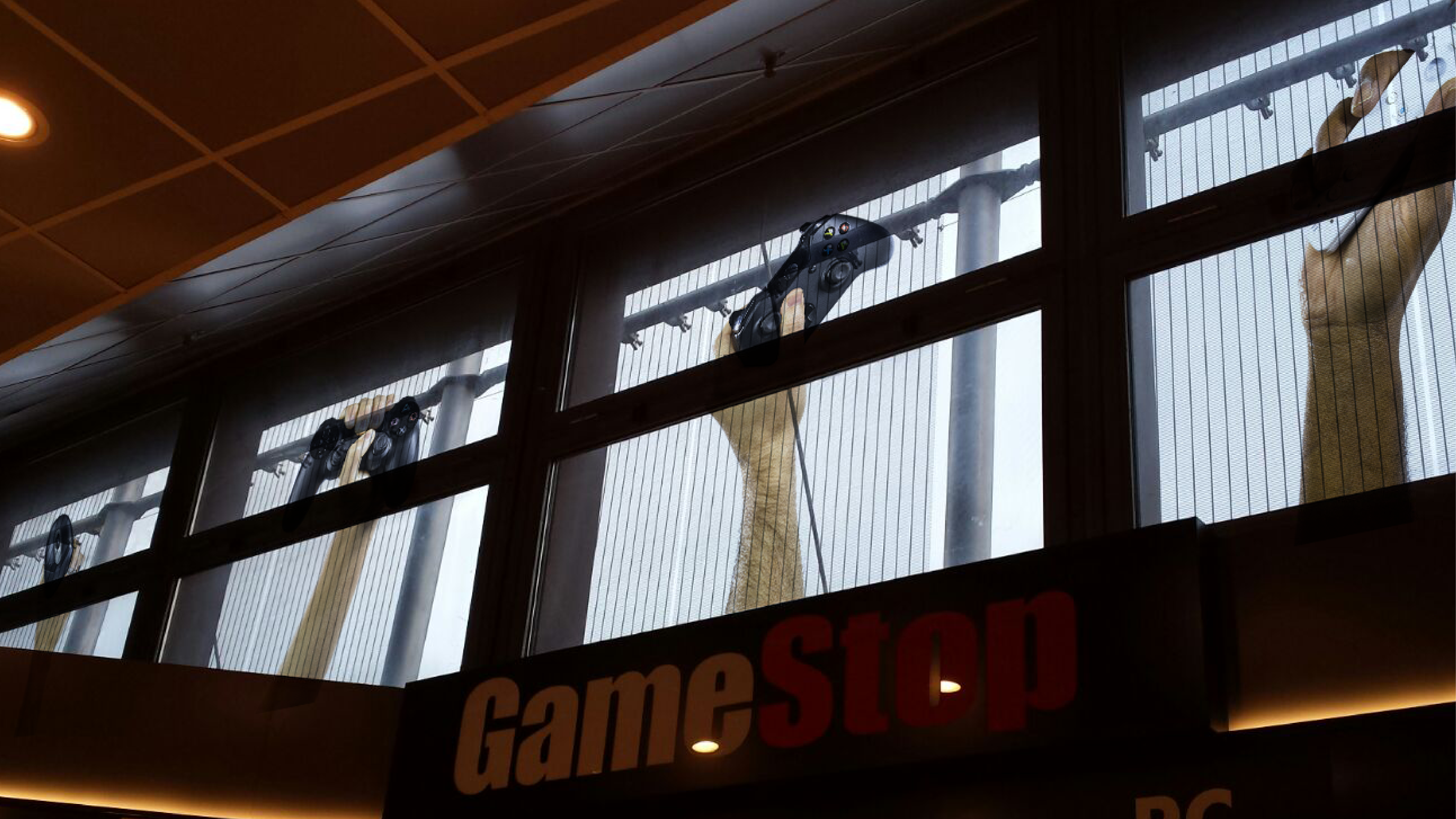 Game Stop Web-05